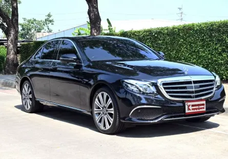 Mercedes-Benz E300e 2.0 W213 Exclusive 2020 รถบ้านมือเดียวออกศูนย์ใช้งานน้อยไมล์ 8 หมื่นกว่าโล