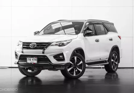 2019 Toyota Fortuner 2.8 TRD Sportivo SUV ฟรีดาวน์