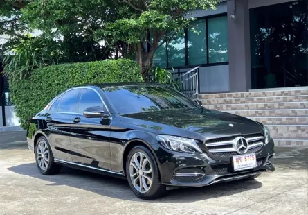 2016 BENZ C CLASS C200 AV W205รถมือเดียว รถวิ่งน้อยเพียง79,500 กม ประวัติศูนย์ครบ ไม่เคยมีอุบัติเหตุ