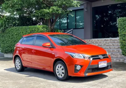 2015 TOYOTA YARIS ECO 1.2 รถมือเดียว วิ่งน้อยเพียง 43,000 กม เข้าศูนย์ทุกระยะ รถไม่เคยมีอุบัติเหตุ