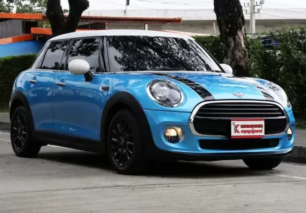 Mini Cooper 1.5 F55 Hatchback 2019 รถบ้านมือเดียวออกศูนย์ใช้งานน้อยไมล์เพียง 3 หมื่นกว่าโล