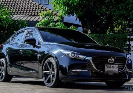 2018 Mazda 3 2.0 SP รถเก๋ง 4 ประตู 