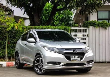 2015 Honda HR-V 1.8 E Limited รถเก๋ง 4 ประตู 