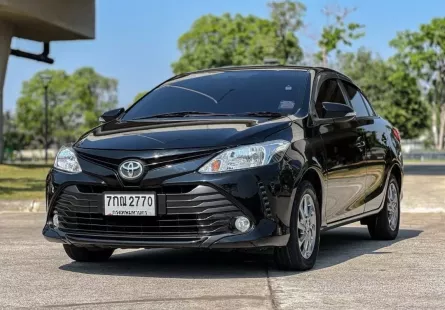 2017 Toyota VIOS 1.5 E รถเก๋ง 4 ประตู 