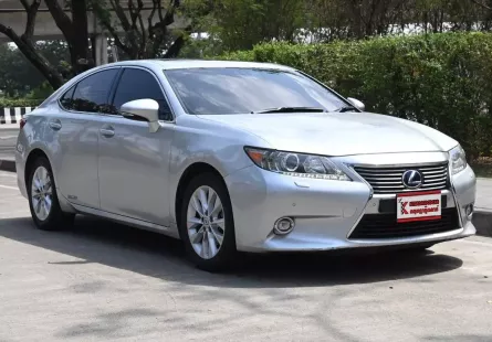 Lexus ES300h 2.5 Luxury 2014 รถบ้านมือเดียวออกศูนย์ใช้งานน้อย เจ้าของเดิมดูแลดีเช็คศุนย์ทุกระยะ