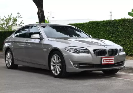 BMW 525d 3.0 F10 2011 รถบ้านมือเดียวออกศูนย์ เจ้าของดูแลดีมาก ซื้อสดฟรีแวท