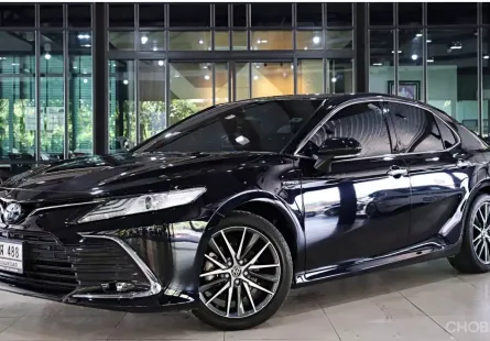 2022 Toyota CAMRY 2.5 HEV Premium Luxury รถเก๋ง 4 ประตู รถบ้านมือเดียว ไมล์น้อย 