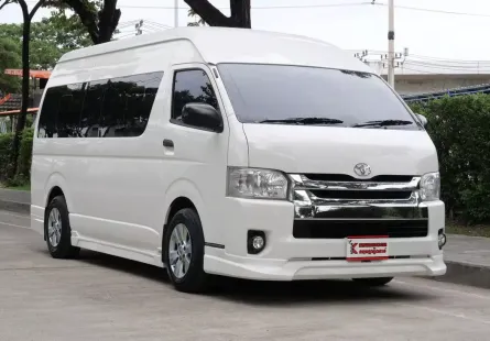 Toyota Hiace 3.0 COMMUTER D4D 2017 รถตู้ใช้งานในครอบครัวป้ายฟ้าใช้งานน้อยไมล์เพียง 1.2 แสนโล