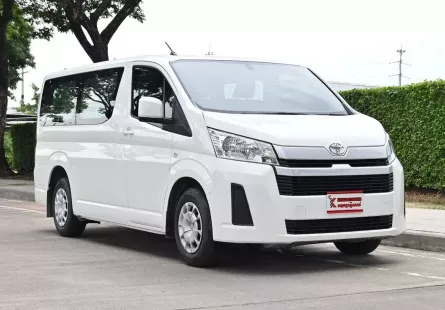 Toyota Hiace 2.8 ECO 2020 รถตู้เตี้ย เจาะกระจกเบาะ 1 แถวพร้อมใช้งาน โฉมล่าสุด