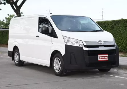 Toyota Hiace 2.8 ECO 2020 รถตู้เตี้ยเบาะ 1 แถว ใช้เป็นรถเซอร์วิสได้ เครดิตดีฟรีดาวน์ได้