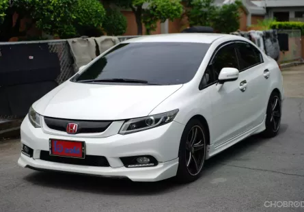 2013 Honda CIVIC 1.8 E i-VTEC รถเก๋ง 4 ประตู 