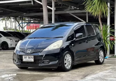 2012 Honda JAZZ 1.5 S รถเก๋ง 5 ประตู 