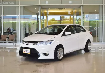 2014 Toyota VIOS 1.5 E รถเก๋ง 4 ประตู 