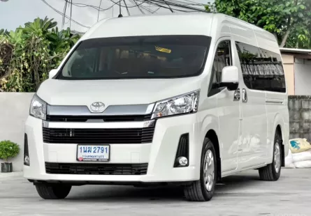 2021 Toyota COMMUTER 2.8 รถตู้แต่ง vip เต็ม รถบ้านแท้