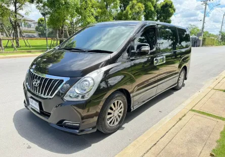 2017 Hyundai H-1 2.5 Deluxe รถตู้ ออกรถง่าย