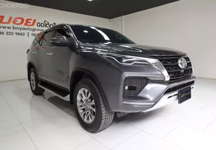 2021 Toyota Fortuner 2.4 V SUV 