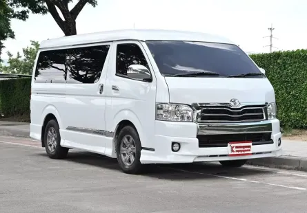 Toyota Ventury 3.0 V 2018 รถบ้านใช้งานในครอบครัวป้ายฟ้า เครดิตดีฟรีดาวน์