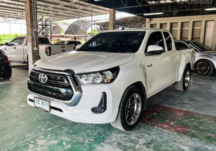 Toyota Revo Smart Cab 2.4 Z Edition เกียร์ธรรมดา ปี 2021 ผ่อนเริ่มต้น 7,xxx บาท