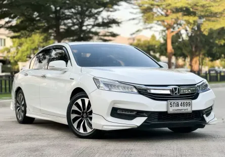 2016 Honda ACCORD 2.0 Hybrid i-VTEC รถเก๋ง 4 ประตู เจ้าของขายเอง  มือเดียว ออกศูนย์ 