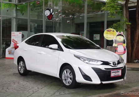 ขายรถ TOYOTA YARIS ATIV 1.2 E AUTO สีขาว ปี 2019