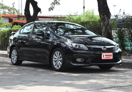 Honda Civic 1.8 FB E i-VTEC 2012 รถบ้านมือเดียวออกป้ายแดงมา ชุดแต่งศูนย์รอบคัน ฟรีดาวน์ได้