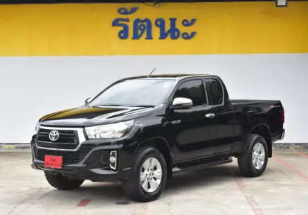 2018 Toyota Hilux Revo 2.4 E Prerunner รถกระบะ ออกรถง่าย