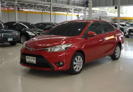 2016 Toyota VIOS 1.5 E รถเก๋ง 4 ประตู 