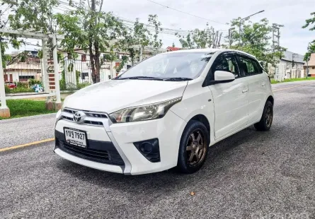 Toyota Yaris 1.2 J เกียร์ออโต้ ปี 2015 ผ่อนเริ่มต้น 4,xxx บาท