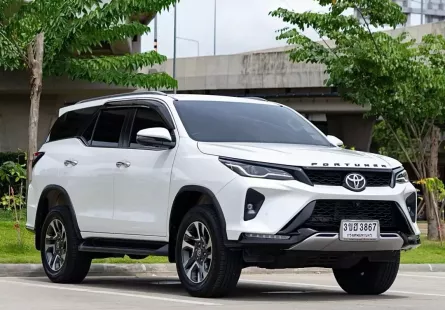 2023 Toyota Fortuner 2.4 Legender SUV ฟรีดาวน์