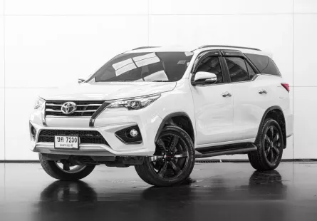 2016 Toyota Fortuner 2.8 TRD Sportivo SUV รถสวย