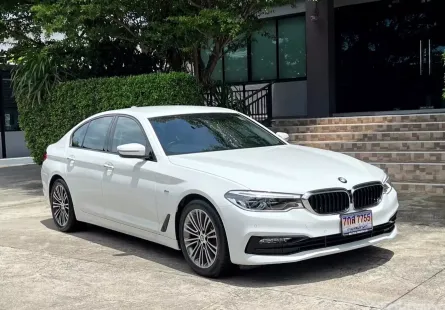 2019 BMW 520d SPORTLINE รถมือเดียวออกป้ายแดง รถวิ่งน้อย เข้าศูนย์ทุกระยะ ไม่เคยมีอุบัติเหตุครับ