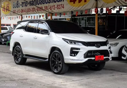 ขายรถ Toyota Fortuner 2.8 GR Sport 4WD ปี2022 SUV 