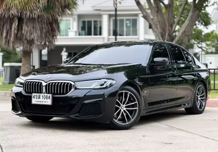 2022 BMW 520d 2.0 M Sport รถเก๋ง 4 ประตู 