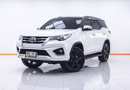  1C165  TOYOTA  FORTUNER 2.8 TRD BLACK TOP 4WD  AT 2016