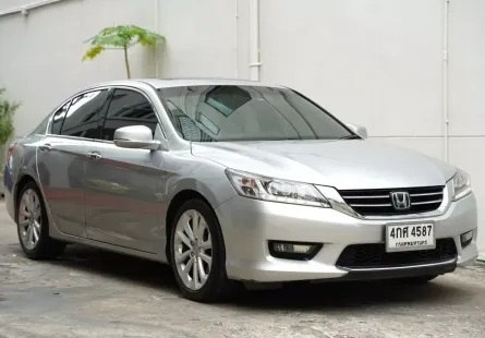 2015 Honda ACCORD 2.4 TECH รถเก๋ง 4 ประตู รถบ้านมือเดียว ไมล์น้อย 