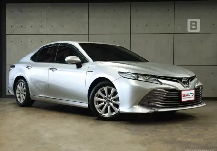 2020 Toyota Camry 2.5 Hybrid Sedan AT ไมล์เเท้ ประวัติดูแลรักษารถดี มือเเรกจากป้ายเเดง B3441