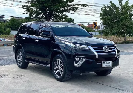 2016 Toyota Fortuner 2.8 V 4WD SUV ฟรีดาวน์