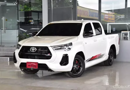 Toyota Hilux Revo 2.8 GR Sport ออโต้ ปี2022 สวยสภาพป้ายแดงไม่เคยเคลมสี ไมล์18x,xxxโล Warranty2026