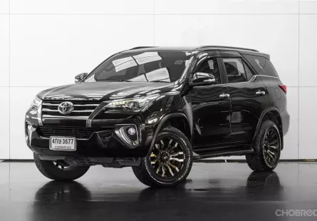 2015 Toyota Fortuner 2.4 V SUV ออกรถฟรี