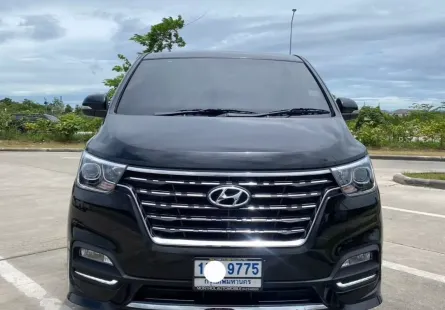 2021 Hyundai H-1 2.5 Elite NS รถตู้/VAN รถบ้านแท้ ไมล์น้อย มือเดียวป้ายแดง เจ้าของขายเอง 