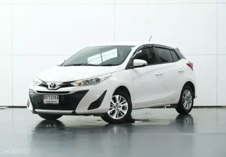 2017 Toyota YARIS 1.2 E รถเก๋ง 5 ประตู ผ่อนเริ่มต้น 5,000 บาท