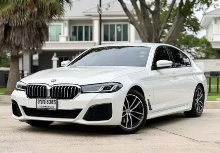 2022 BMW 520d 2.0 M Sport รถเก๋ง 4 ประตู 