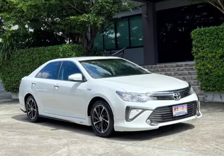 2017 TOYOTA CAMRY 2.0 EXTREMO รถสวยสภาพสมบูรณ์ พร้อมใช้งาน รถไม่เคยมีอุบัติเหตุ ประวัติศูนย์ครบครับ