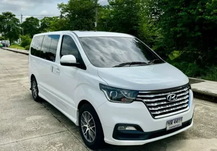 2019 Hyundai H-1 2.5 Limited III รถตู้/VAN ไมล์แท้ รถบ้านมือเดียว เจ้าของดูแลดี 