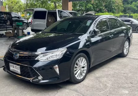 ขาย รถมือสอง 2017 Toyota CAMRY 2.5 Hybrid รถเก๋ง 4 ประตู 