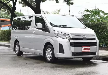 Toyota Hiace 2.8 ECO 2020 รถตู้เตี้ยเจาะกระจกเบาะ 1 แถวใช้วิ่งงานเซอร์วิสได้แถมจอแอนดรอยซ์ ฟรีดาวน์ 