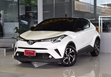 Toyota C-HR 1.8 Mid  ปี 2019 สวยสภาพป้ายแดง ไมล์แท้5x,xxxโล รถบ้านมือเดียว เข้าศูนย์ตลอด ออกรถ0บาท