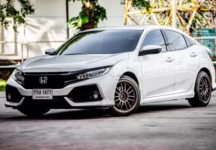 2018 Honda CIVIC 1.5 Turbo รถเก๋ง 5 ประตู ออกรถง่าย