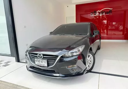 2016 Mazda 3 2.0 E Sports รถเก๋ง 5 ประตู 