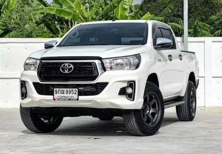 2019 Toyota Hilux Revo 2.4 E Prerunner รถกระบะ ดาวน์ 0%